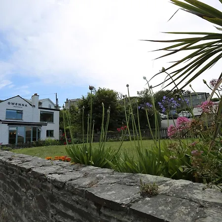 2 Bed In Newquay 75578 Holiday home